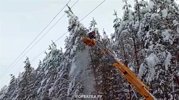 Снегопад 1 января вновь стал причиной отключения электроэнергии в некоторых населенных пунктах Владимирской области.